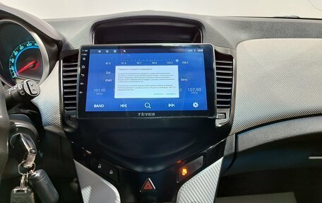 Chevrolet Cruze II, 2011 год, 500 000 рублей, 15 фотография