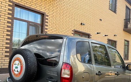 Chevrolet Niva I рестайлинг, 2005 год, 290 000 рублей, 3 фотография