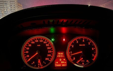 BMW 5 серия, 2006 год, 800 000 рублей, 15 фотография