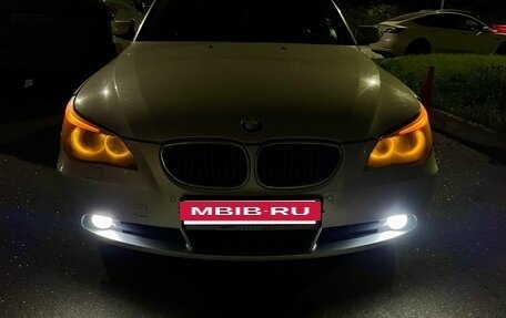 BMW 5 серия, 2006 год, 800 000 рублей, 16 фотография