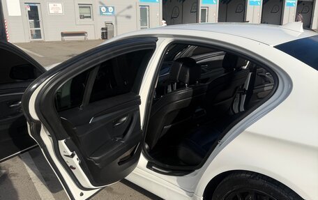 BMW 5 серия, 2013 год, 1 950 000 рублей, 7 фотография
