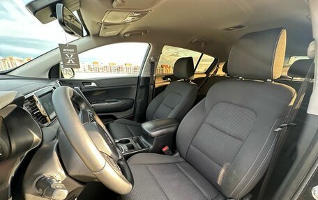 KIA Sportage IV рестайлинг, 2018 год, 1 899 000 рублей, 13 фотография