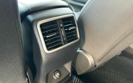 KIA Sportage IV рестайлинг, 2018 год, 1 899 000 рублей, 27 фотография