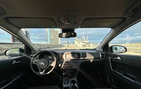 KIA Sportage IV рестайлинг, 2018 год, 1 899 000 рублей, 23 фотография