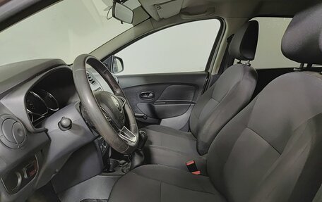 Renault Logan II, 2020 год, 735 000 рублей, 20 фотография