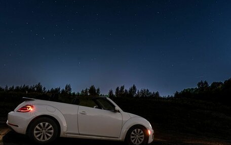 Volkswagen Beetle, 2018 год, 1 600 000 рублей, 6 фотография