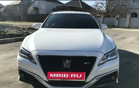 Toyota Crown, 2018 год, 3 600 000 рублей, 1 фотография