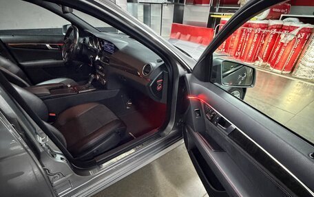 Mercedes-Benz C-Класс, 2012 год, 1 650 000 рублей, 20 фотография