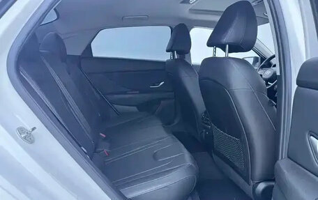 Hyundai Elantra, 2022 год, 1 234 000 рублей, 15 фотография