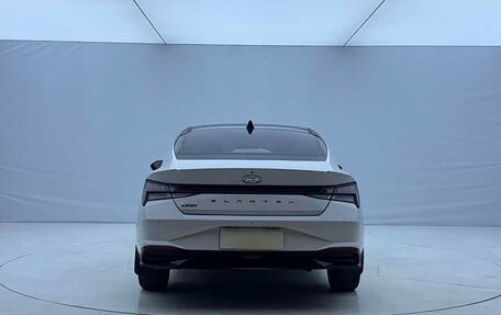 Hyundai Elantra, 2022 год, 1 234 000 рублей, 26 фотография