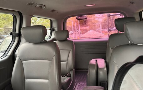 Hyundai Grand Starex Grand Starex I рестайлинг 2, 2008 год, 1 500 000 рублей, 14 фотография