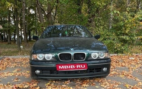BMW 5 серия, 2002 год, 750 000 рублей, 3 фотография