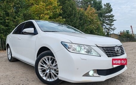 Toyota Camry, 2014 год, 1 785 000 рублей, 3 фотография