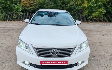 Toyota Camry, 2014 год, 1 785 000 рублей, 2 фотография