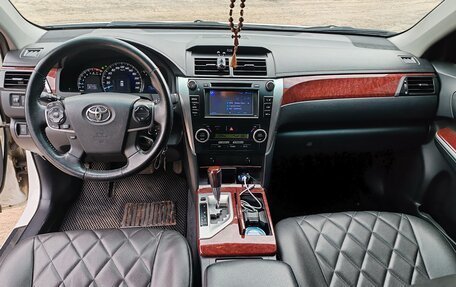 Toyota Camry, 2014 год, 1 785 000 рублей, 22 фотография