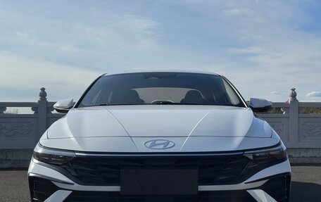 Hyundai Elantra, 2023 год, 1 753 000 рублей, 2 фотография