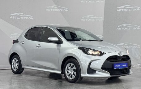 Toyota Yaris, 2021 год, 1 130 000 рублей, 7 фотография