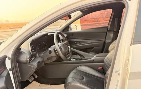 Hyundai Elantra, 2023 год, 1 430 004 рублей, 11 фотография