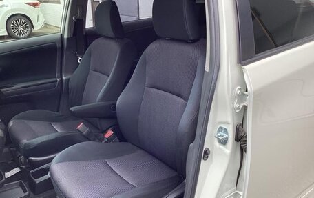 Toyota Wish II, 2017 год, 1 277 009 рублей, 14 фотография