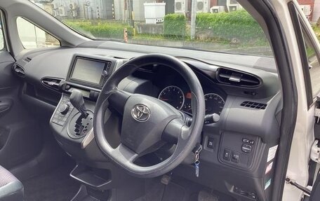 Toyota Wish II, 2017 год, 1 277 009 рублей, 11 фотография