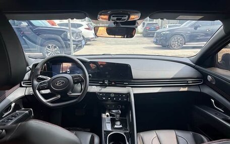 Hyundai Elantra, 2023 год, 1 835 000 рублей, 11 фотография