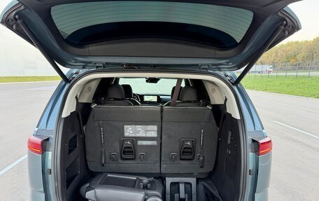 KIA Carnival, 2021 год, 3 650 000 рублей, 20 фотография