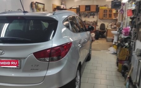 Hyundai ix35 I рестайлинг, 2012 год, 1 600 000 рублей, 3 фотография