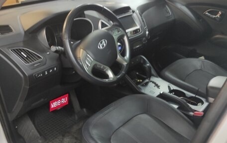 Hyundai ix35 I рестайлинг, 2012 год, 1 600 000 рублей, 4 фотография