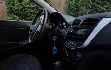 Hyundai Solaris II рестайлинг, 2015 год, 1 150 000 рублей, 6 фотография