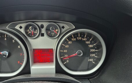 Ford Focus II рестайлинг, 2011 год, 700 000 рублей, 17 фотография