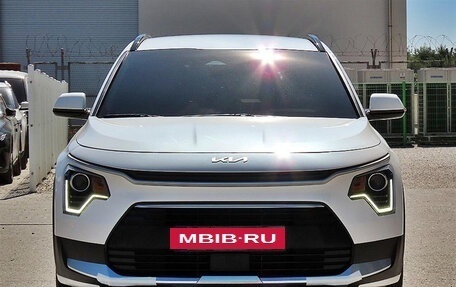 KIA Niro, 2023 год, 2 000 000 рублей, 2 фотография
