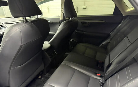 Lexus NX I, 2017 год, 2 600 000 рублей, 13 фотография