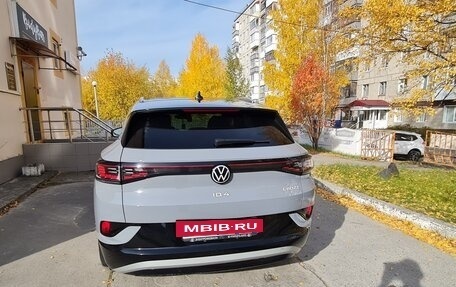 Volkswagen ID.4, 2021 год, 3 750 000 рублей, 2 фотография