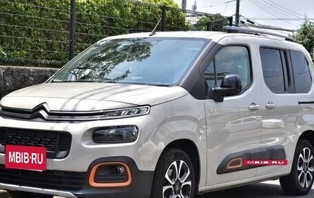 Citroen Berlingo III, 2023 год, 1 750 000 рублей, 4 фотография