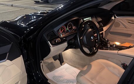 BMW 5 серия, 2014 год, 1 400 000 рублей, 13 фотография