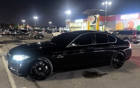 BMW 5 серия, 2014 год, 1 400 000 рублей, 24 фотография