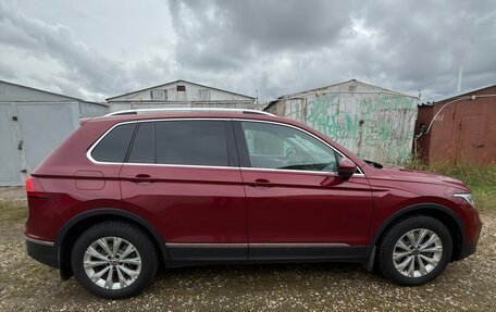 Volkswagen Tiguan II, 2020 год, 2 850 000 рублей, 7 фотография