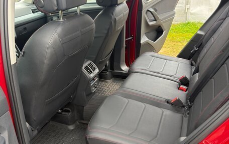 Volkswagen Tiguan II, 2020 год, 2 850 000 рублей, 13 фотография