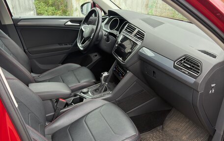 Volkswagen Tiguan II, 2020 год, 2 850 000 рублей, 12 фотография