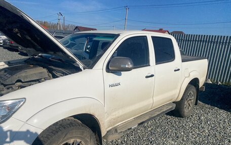 Toyota Hilux VII, 2014 год, 1 950 000 рублей, 6 фотография