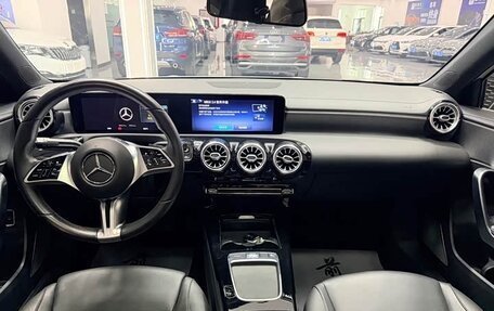 Mercedes-Benz A-Класс, 2023 год, 1 630 000 рублей, 11 фотография