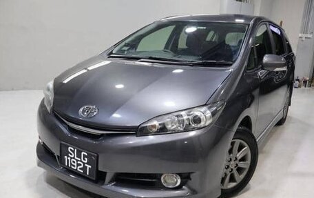 Toyota Wish II, 2016 год, 1 250 000 рублей, 3 фотография