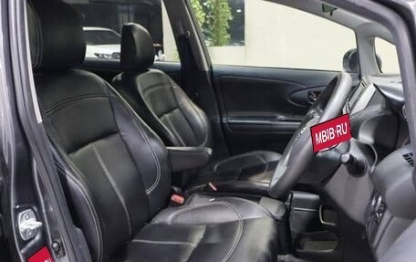 Toyota Wish II, 2016 год, 1 250 000 рублей, 13 фотография