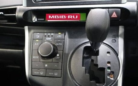 Toyota Wish II, 2016 год, 1 250 000 рублей, 20 фотография