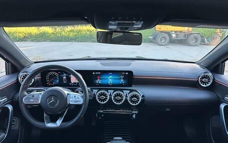 Mercedes-Benz A-Класс, 2023 год, 1 510 000 рублей, 8 фотография