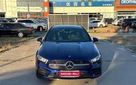 Mercedes-Benz A-Класс, 2023 год, 1 510 000 рублей, 3 фотография