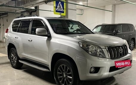 Toyota Land Cruiser Prado 150 рестайлинг 2, 2013 год, 3 550 000 рублей, 2 фотография