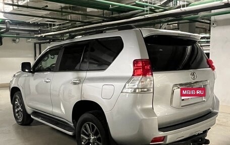 Toyota Land Cruiser Prado 150 рестайлинг 2, 2013 год, 3 550 000 рублей, 4 фотография