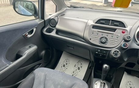 Honda Fit III, 2008 год, 499 000 рублей, 16 фотография