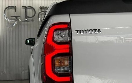 Toyota Hilux VIII, 2024 год, 3 970 000 рублей, 10 фотография